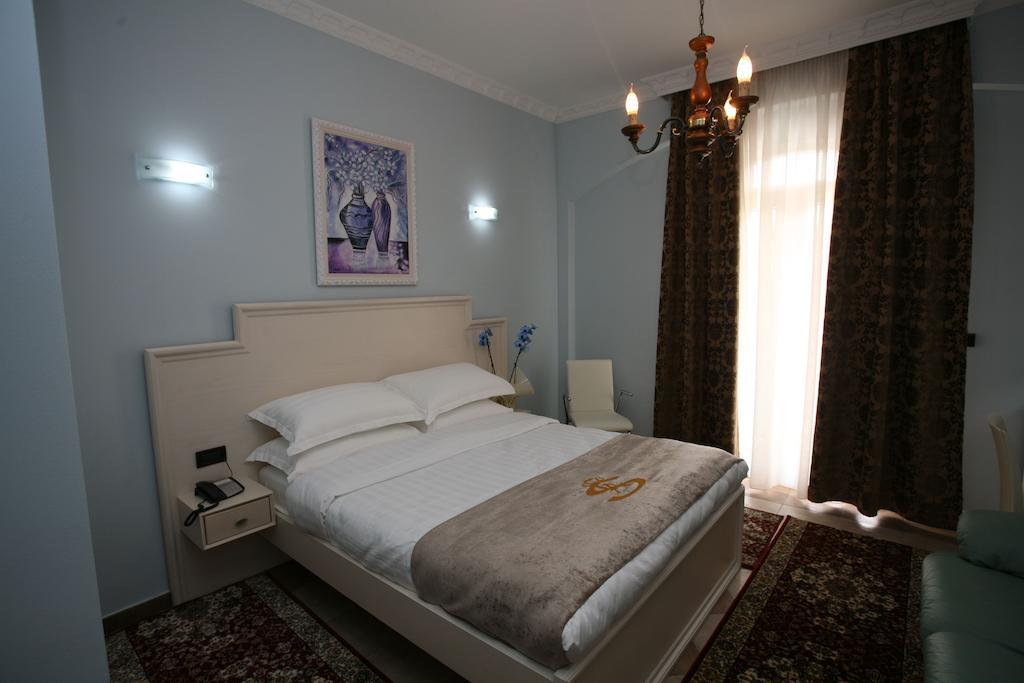 Hotel Boutique Las Тирана Екстериор снимка